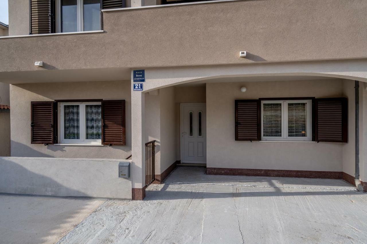 Apartment Matija Podstrana Exterior photo